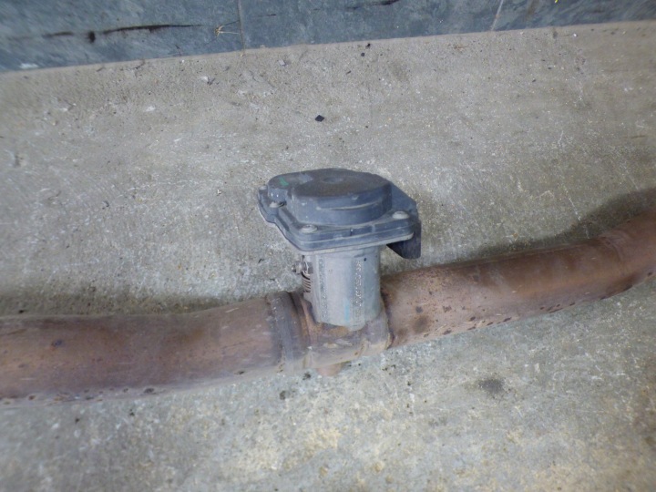throttle flap 5D0253691J VW CADDY III 2K5 2.0TDI