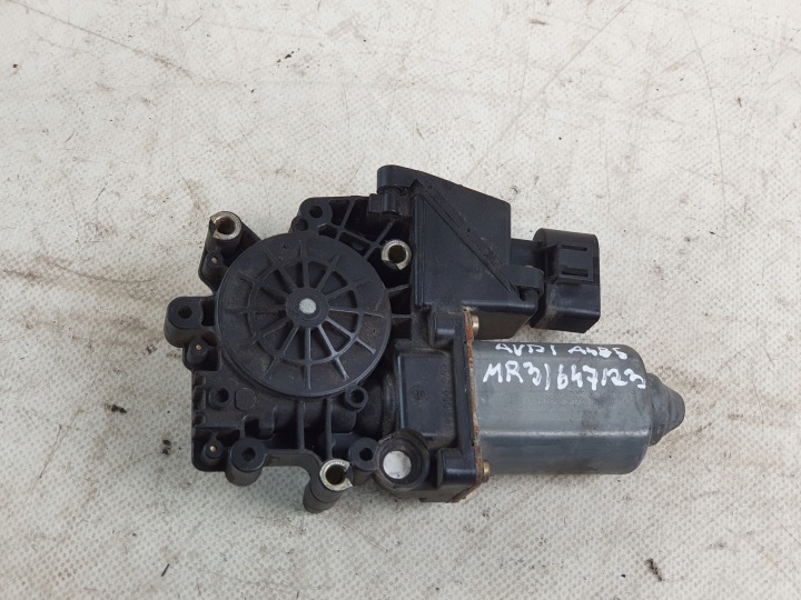 Lève vitres SLINIK Vitres Gauche Avant OE 113846-113 AUDI A4 B5