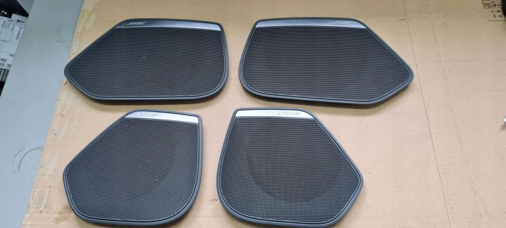 A7 4G MASKOWNICE fedél GLOSNIKA ajtó eleje far BOSE 4X
