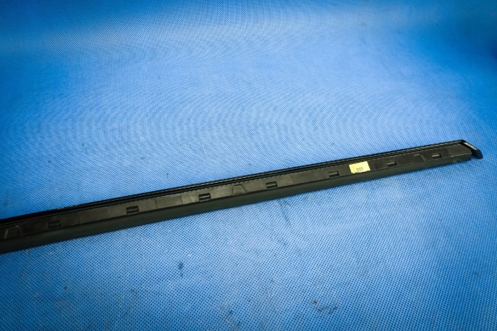 Vodní proužek Audi A8 4N 4N0854328 7