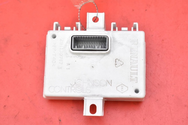Unité de contrôle Module Navigation 283467680R RENAULT CLIO 4 IV 12-20