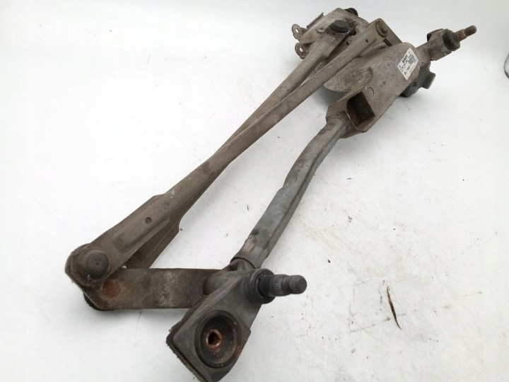 Ford Fiesta MK7 VII mechanizmus stieračov predok 3397021254 EU