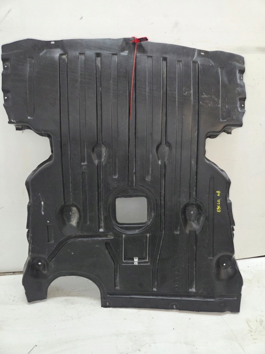 copertura grembialina sotto motore BMW E90 E91