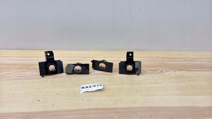 OPEL CORSA F úchyty uchycení CZUJNIKOW parkování předek 475498858 KA2/515