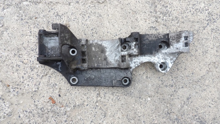 AUDI A3 8L LIFT 1.9 TDI holder holder alternator