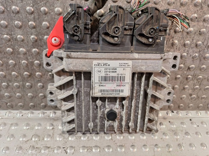 Unité de contrôle Moteur Ordinateur 237101989R 237101990R RENAULT CLIO III 1.5 DCI