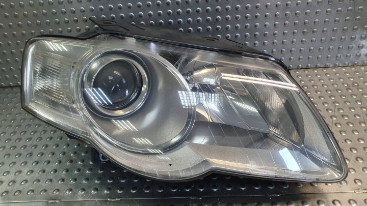 Licht vorne rechts VW PASSAT B6 3C 05