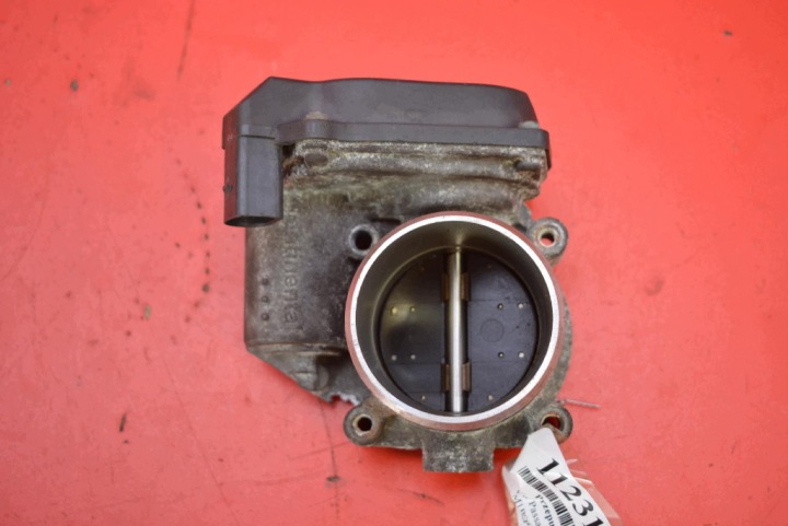 throttle flap 06F133062T VW PASSAT B8 2.0 TSI 220 KM 14-19