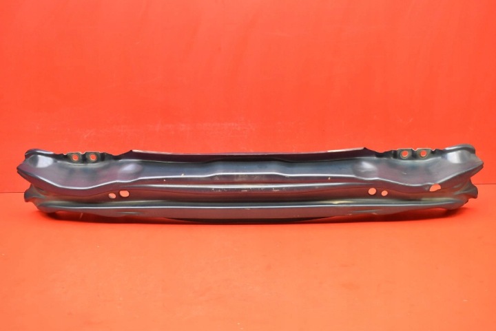 Traverse pare choc Arrière Arrière Traverse VOLVO V40 2 II 12-16