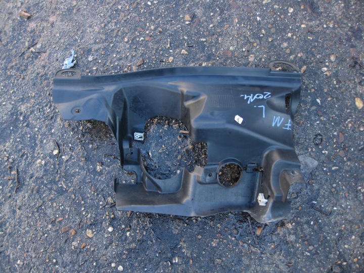 BMW F11 2.5 D 14R Kryt PRZEKLADNI výstuhy ľavý predok 7267563