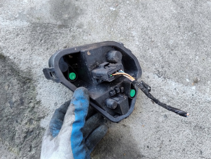 WKLAD LEUCHTE HECK RECHTS HINTEN Z CONNECTOR CONTACT RENAULT CLIO III KOMBI