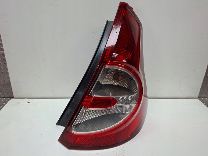 Licht hinten rechts 8200734824 DACIA SANDERO und 2008-2012