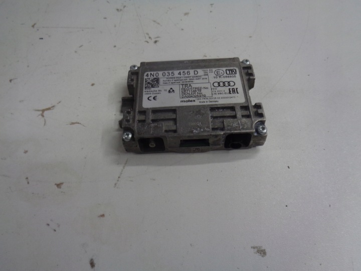 VW AUDI SEAT SKODA antenna amplifier 4N0035456D