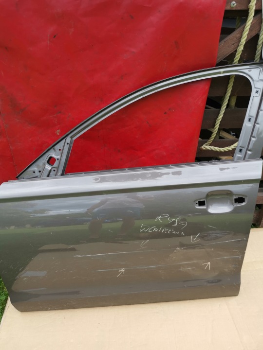 AUDI A6 C7 LIFT dveře předek levý přední