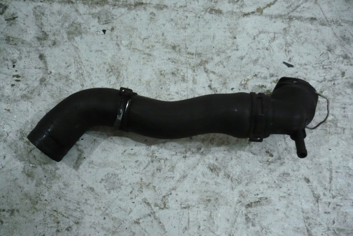 VW Audi Seat Skoda Schlauch Rohr Schlauch des Wassers 3C0122291