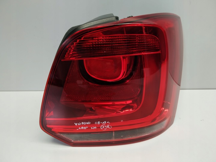 08-14r Vw Polo 6r V Dobra Licht wklad heck rechts vor Lift Original