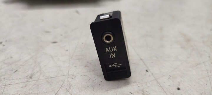 adaptateur connecteur AUX Mini Cooper S R56