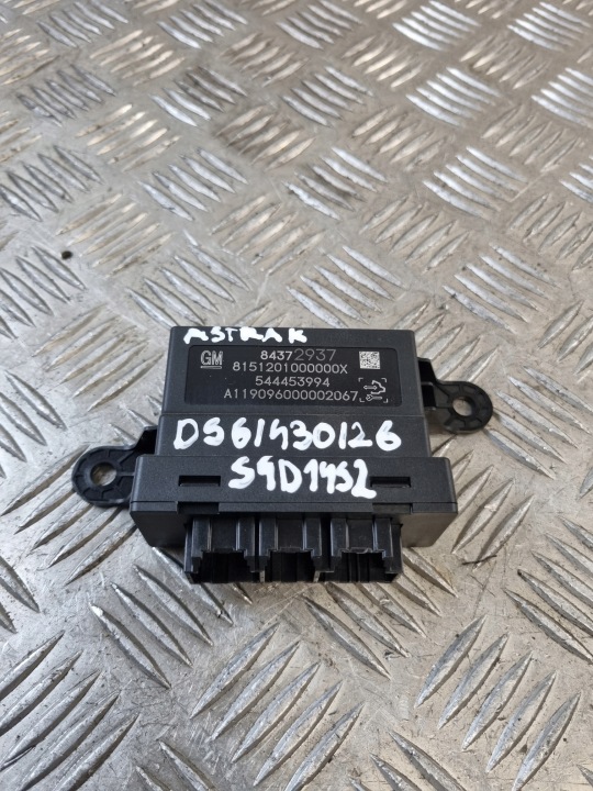 control unit module of the parking PDC 84372937 OPEL ASTRA 5 V K