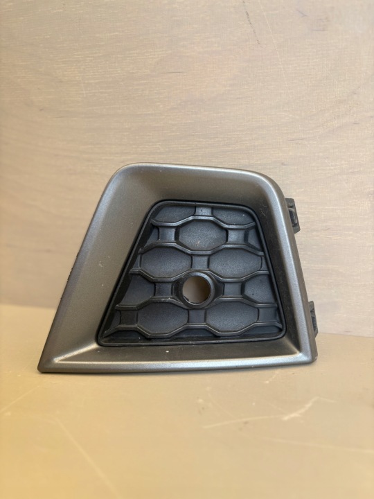 JEEP RENEGADE Lüftungsgitter Grill der Stoßstange rechts rechts vorne PDC 735682165