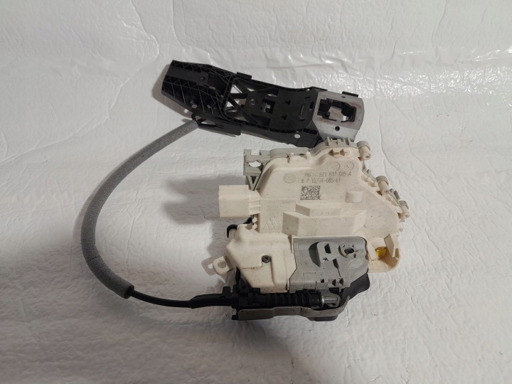 AUDI A3 S3 8V de la Serrure Portière Gauche Avant 8X1837015A