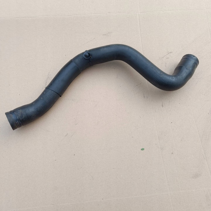 Ford Kuga MK2 1.5 Benzin 2014 Schlauch Schlauch Rohr des Wassers des Kühlers F1F18260DE