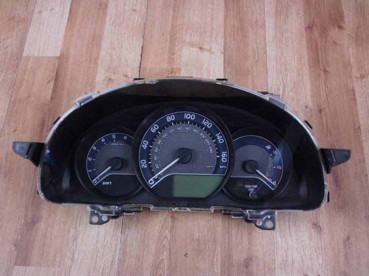 Toyota Auris II E180 1.4 D4D dials 83800-0ZU90 838000ZU90