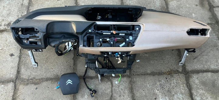 console dashboard instrument panel airbags C4 PICASSO II CITROEN original #24