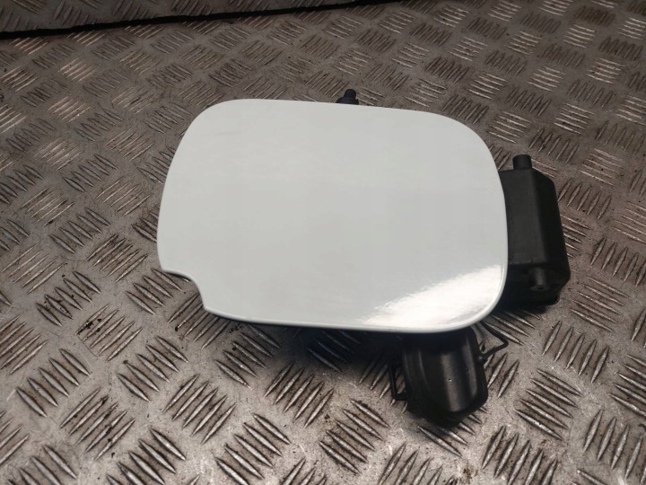 Tankklappe des Kraftstoffsbehälters + DECKEL RENAULT CLIO III LIFT OV369 8200383466