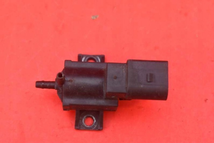 valve vacual 037906283D VW PASSAT B6 2.0 TDI 140 KM 05-10