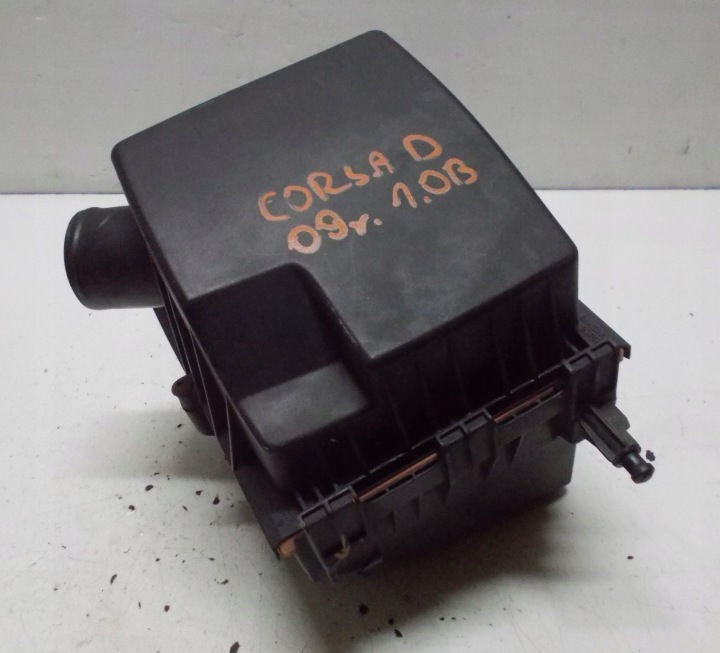 OPEL CORSA D 09R cover of a filter, air 55557185