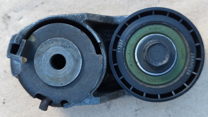 adjuster roll pulleys FORD MONDEO MK3 2.0 TDCI 2S7E-6A228-AA OE