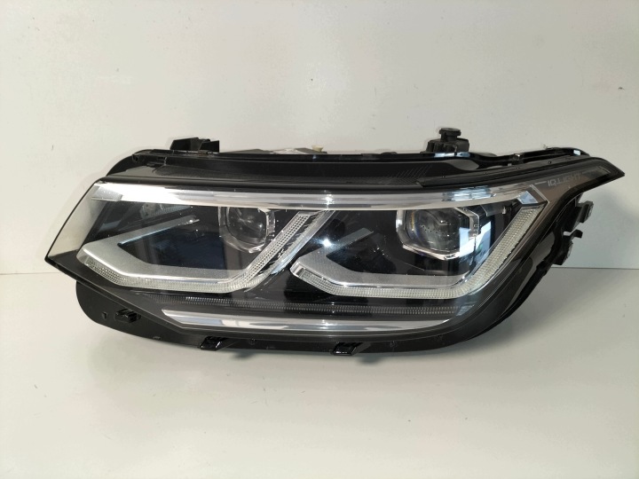 feu avant reflektor gauche VW TIGUAN II LIFT 20- FULL LED IQ LIGHT