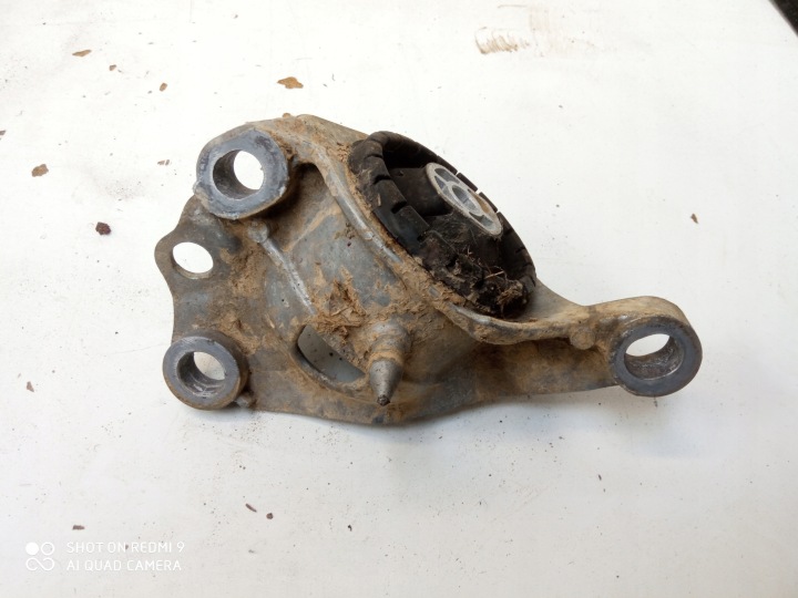 OPEL ASTRA K Support OSI Renforts pare choc Arrière Gauche 39029211