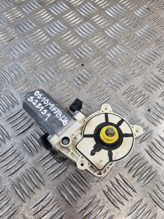 moteur vitre droite avant SAAB 93 LIFT
