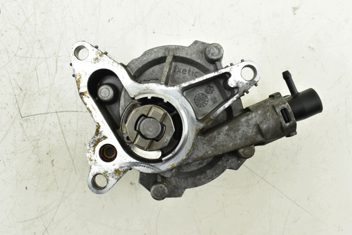 servo bubanj VACUM OPEL VIVARO A RENAULT TRAFFIC II 2.0 DCI 146502570R