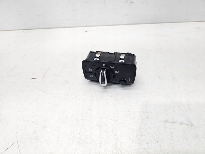 vypínač přepínač světel AUDI A3 8V 8V0941531J