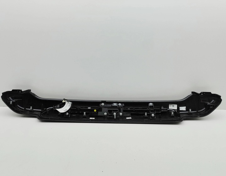 Land ROVER DEFENDER stanice Wagon L663 Lopatka spoileru 2024 7