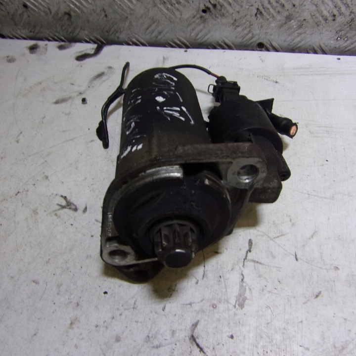 starter VOLKSWAGEN GOLF 4 020911023