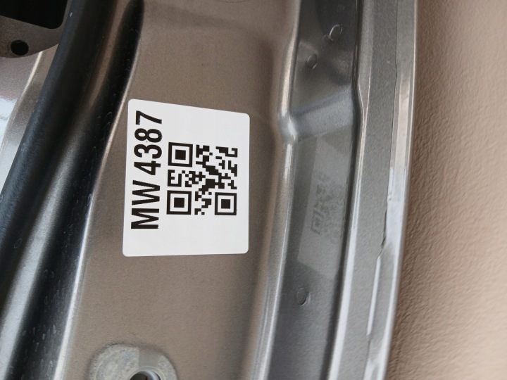 RANGE ROVER VELAR 2017- DOOR RIGHT RACK RIGHT 11