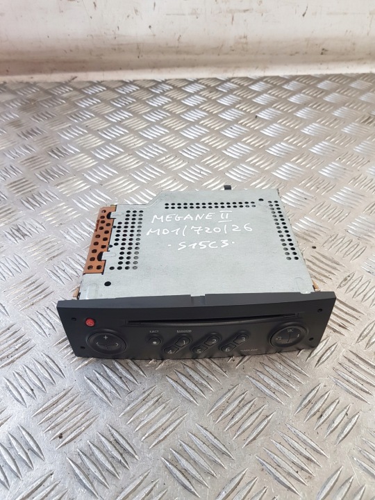 RADIO 8200256141C RENAULT MEGANE II 03R