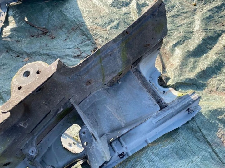 Elemento frontal Volvo V70 II (SW) 8015867 2.4L diesel 136kW 2006 7