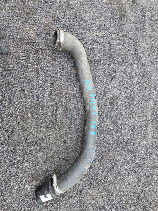 trouba vedení hadice vody Ford Focus 1.0