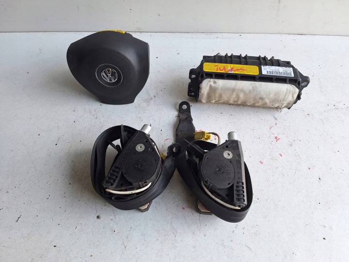 VOLKSWAGEN TOURAN II 11-15 airbag Montaggio