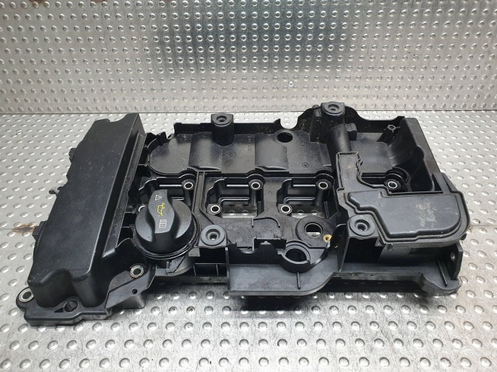 cover of valves A2710101730 271860 MERCEDES W121 W207 W204 W203 1.8 CGI