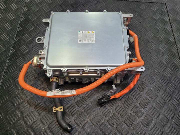 control unit INWERTER FALOWNIK W005T70271 MITSUBISHI OUTLANDER 3 III PHEV