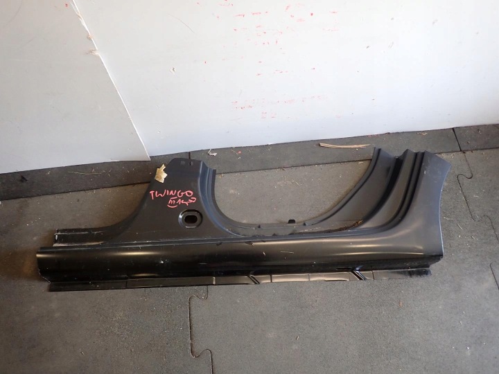 SEITENSCHWELLER LINKS RENAULT TWINGO III 2014