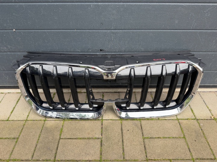 Bmw X1 U11 maska hladnjaka maska prednji dio prednji