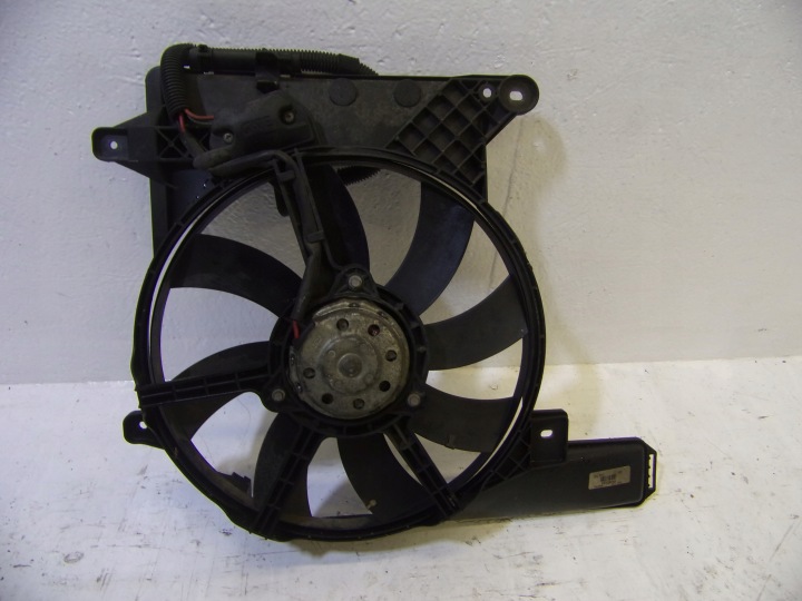 Ventilateur radiateur OPEL MERIVA A 1.7 CDTI 52406445
