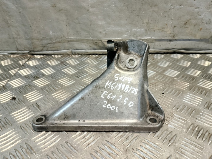 Supporto motore staffa fissaggio BMW E61 2.5 D 22116761149-01 EN 1706 AC-46000D
