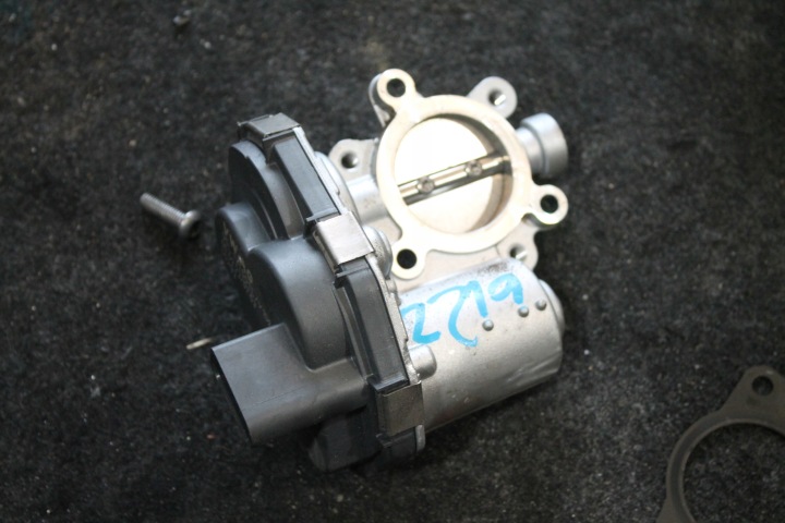 2219. Valvola a farfalla AUDI 05L131501L